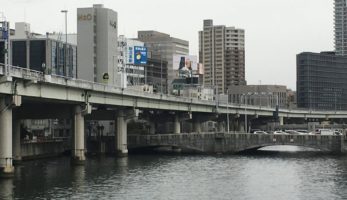 阪神高速道路とは