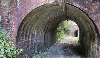 第65回土木遺産_九度山町にある2基の特異な煉瓦拱橋(2)　九度山発電所水路橋