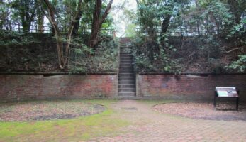 第70回土木遺産_深山(みやま)砲台群―保養･教育施設と共存する戦争遺跡